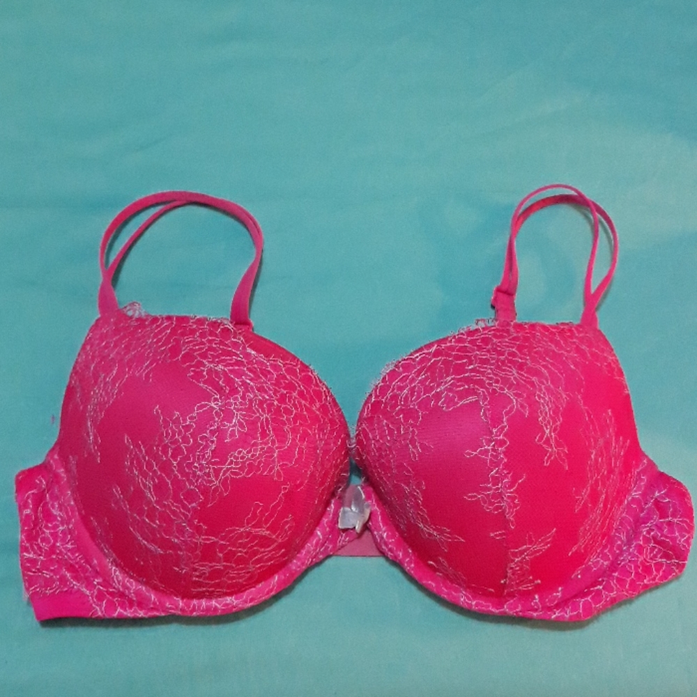 Vs Bra